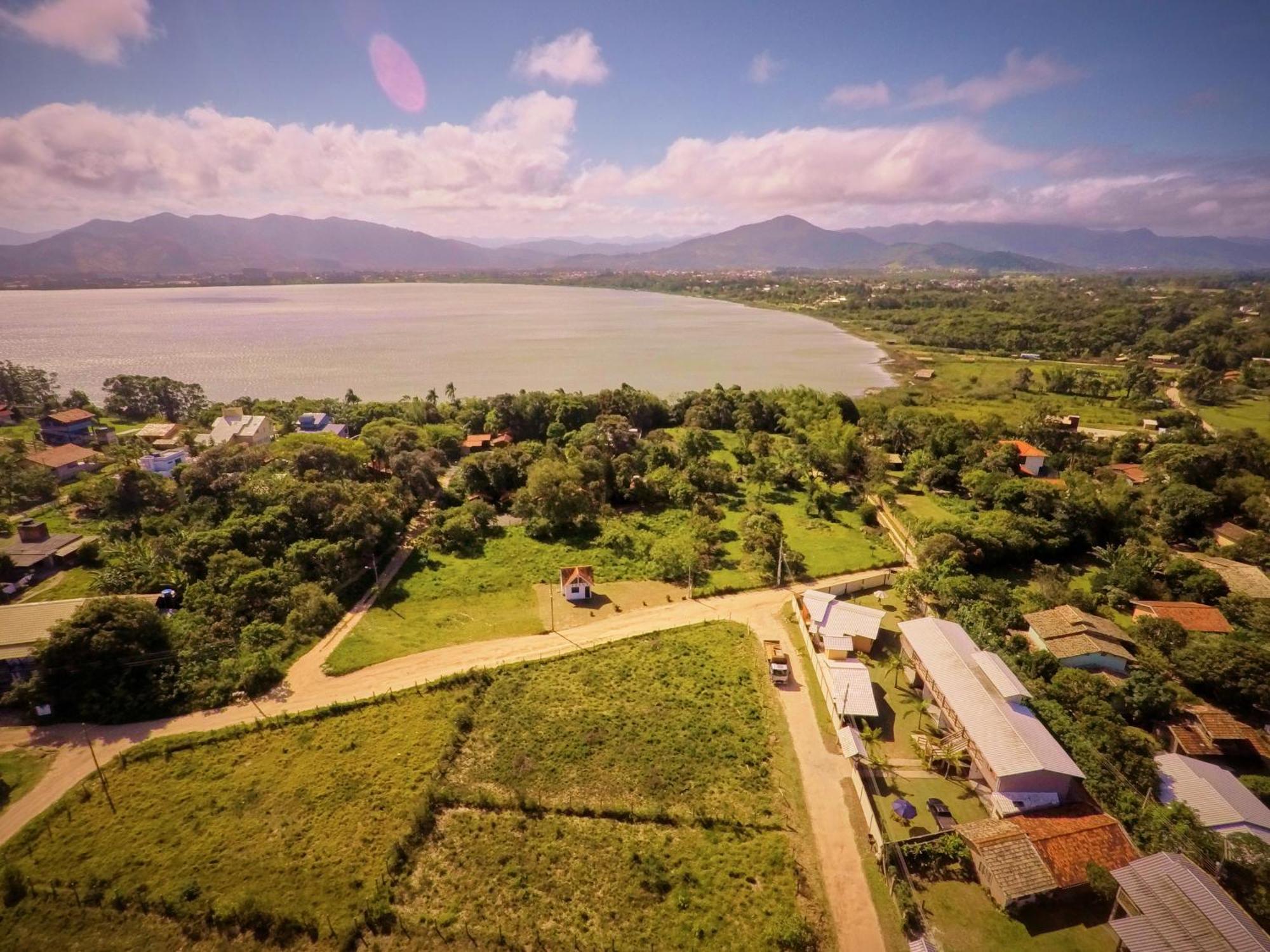 Lagoa Do Rosa 公寓式飯店